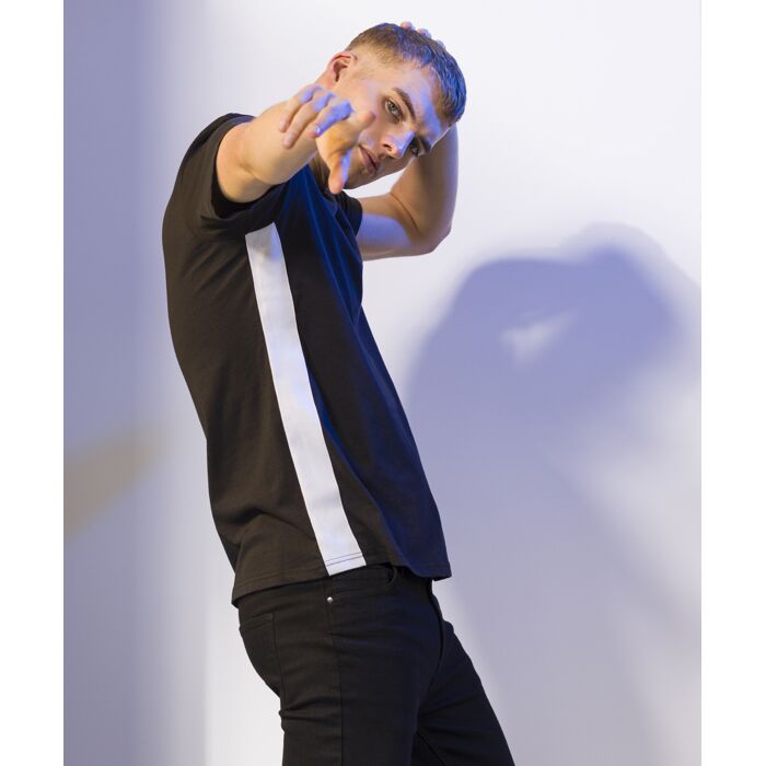 Unisex Contrast T-Shirt Thumbnail